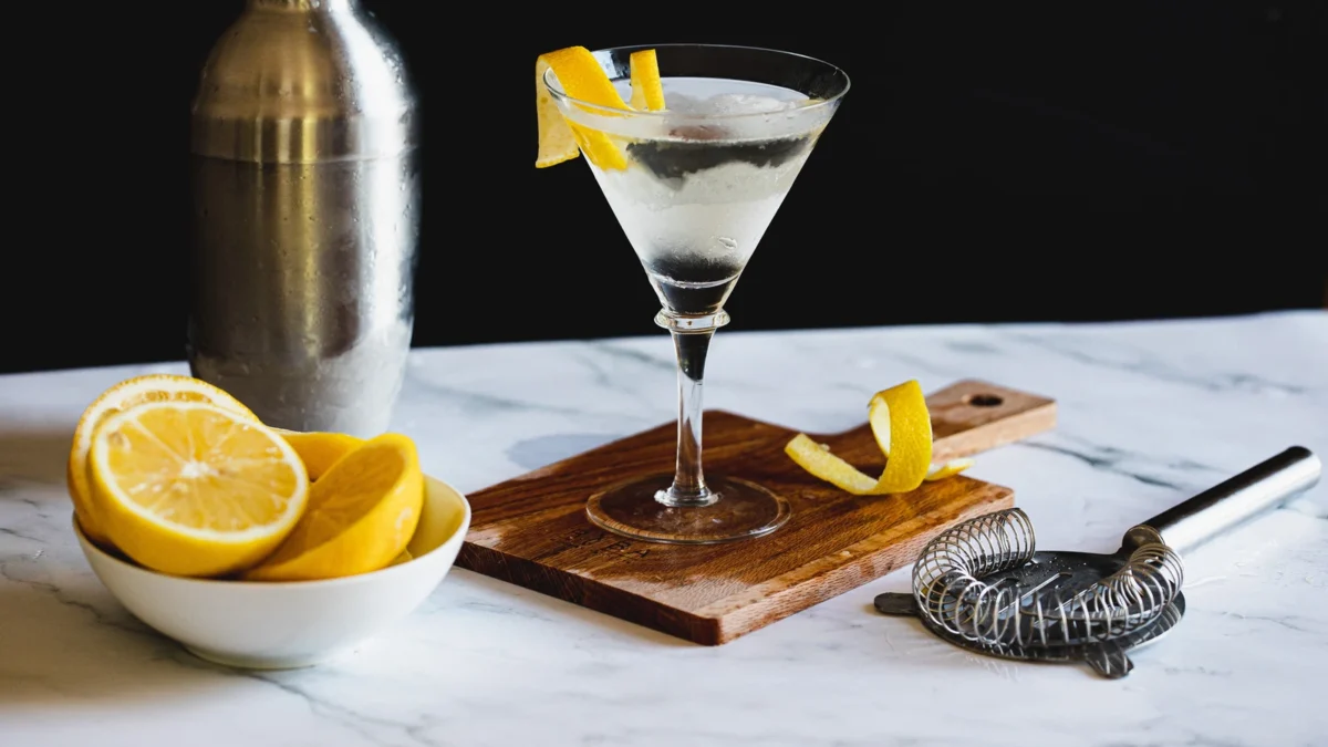 Vesper 9 Vesper cocktail 1